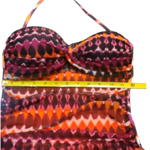 La Blanca 1 Pc Swimsuit Safari Print w/ Shirred Mesh Overlay Sz 10 - Picture 14 of 14